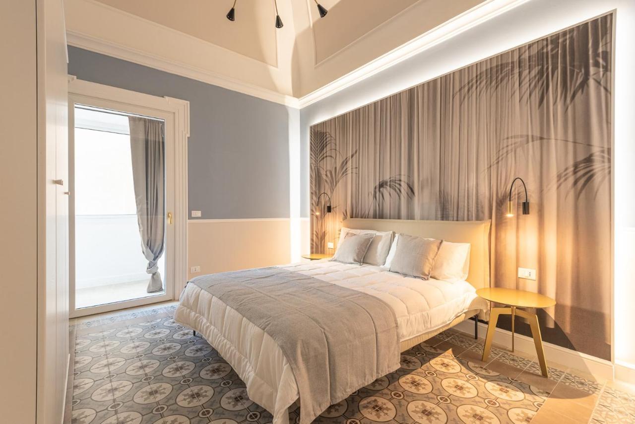 Nitti43 Luxury Apartment Таранто Экстерьер фото